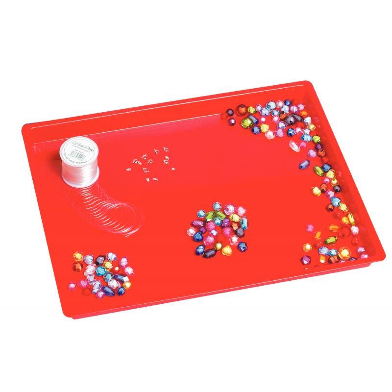 Lot de 4 plateaux multi usages. 4 couleurs assorties : rouge, jaune, vert et bleu